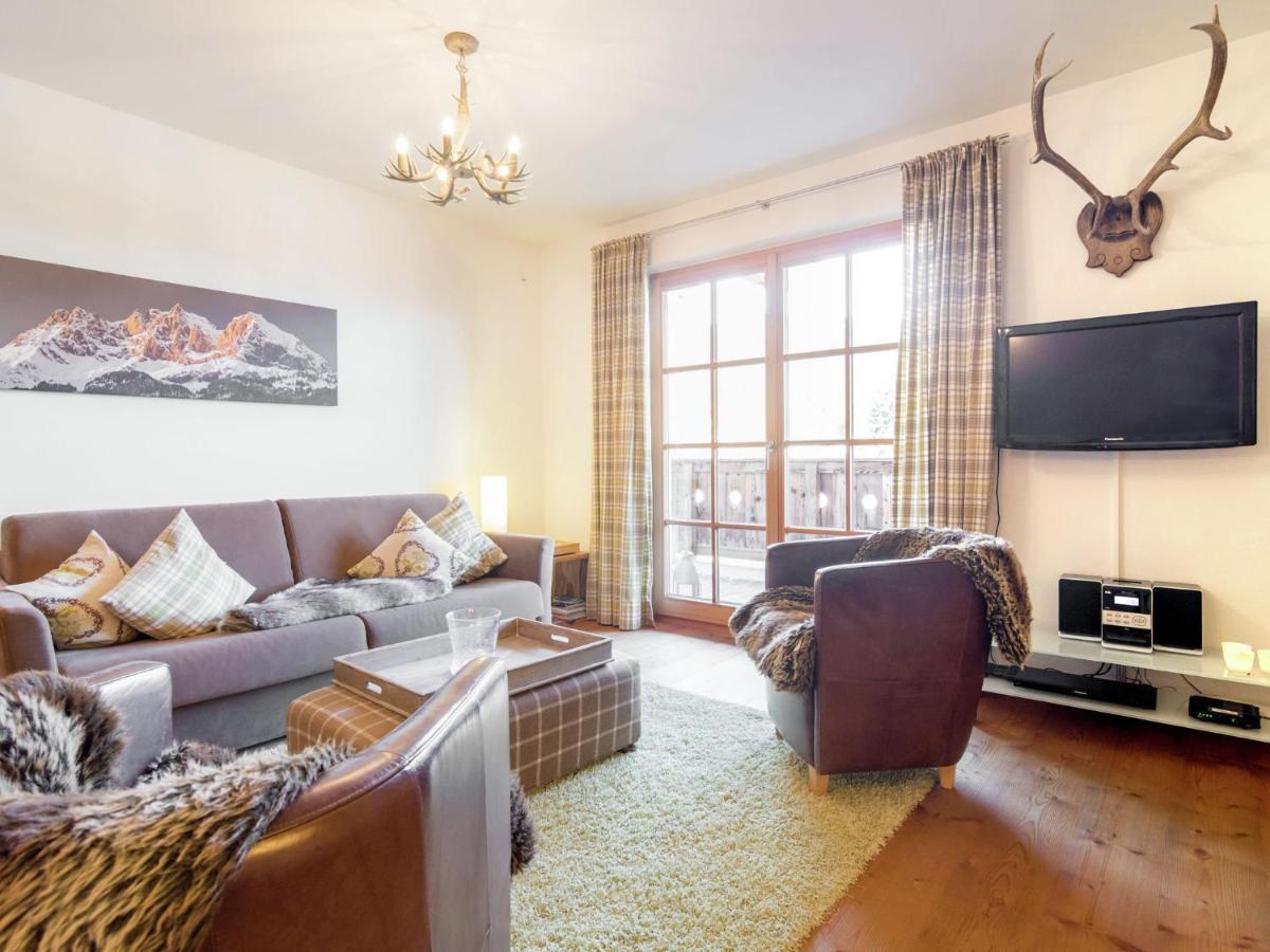 Holiday Home With Snow Covered Views Hollersbach im Pinzgau Exterior photo