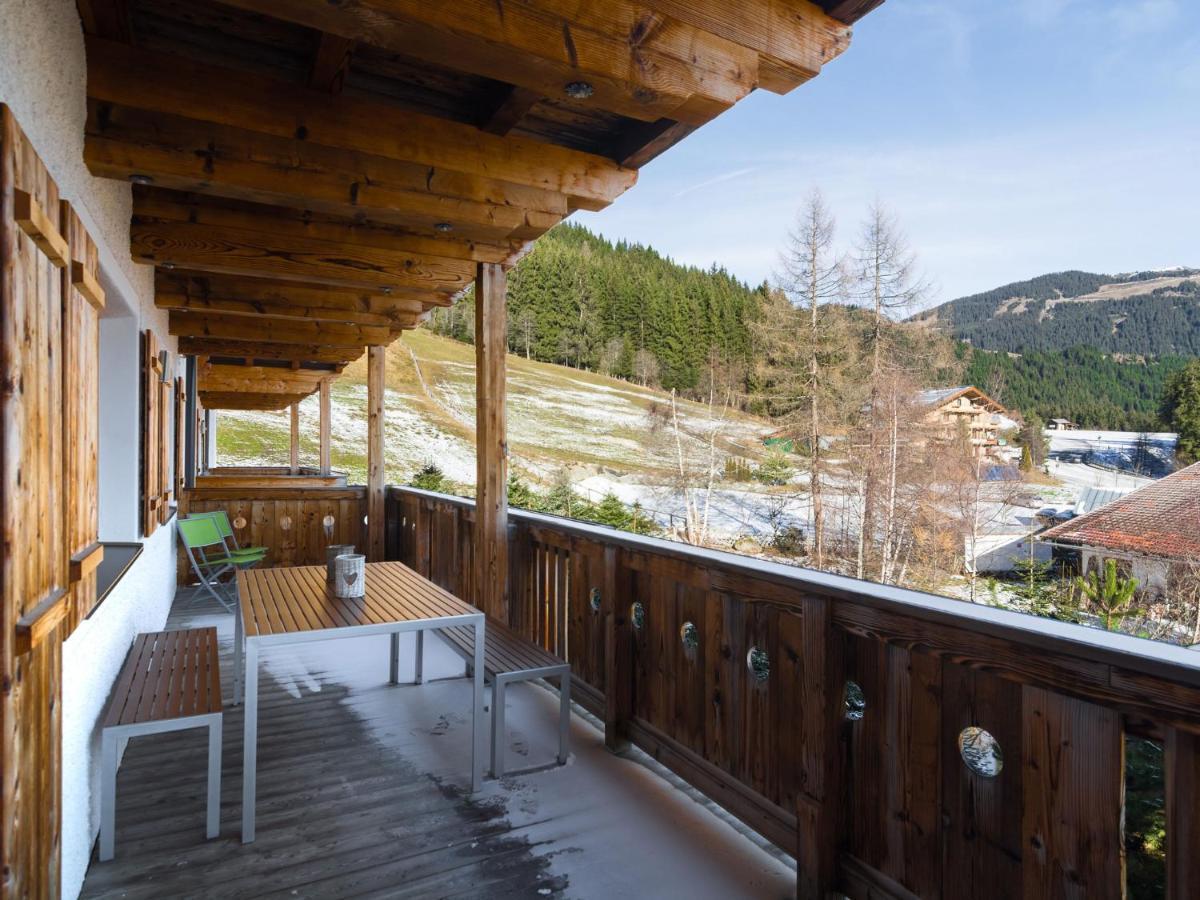 Holiday Home With Snow Covered Views Hollersbach im Pinzgau Exterior photo